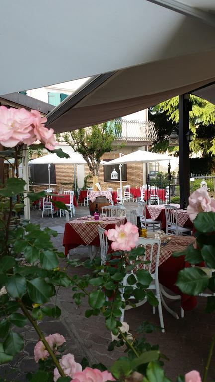 Bed&Wine Hotel Negrar Exterior foto
