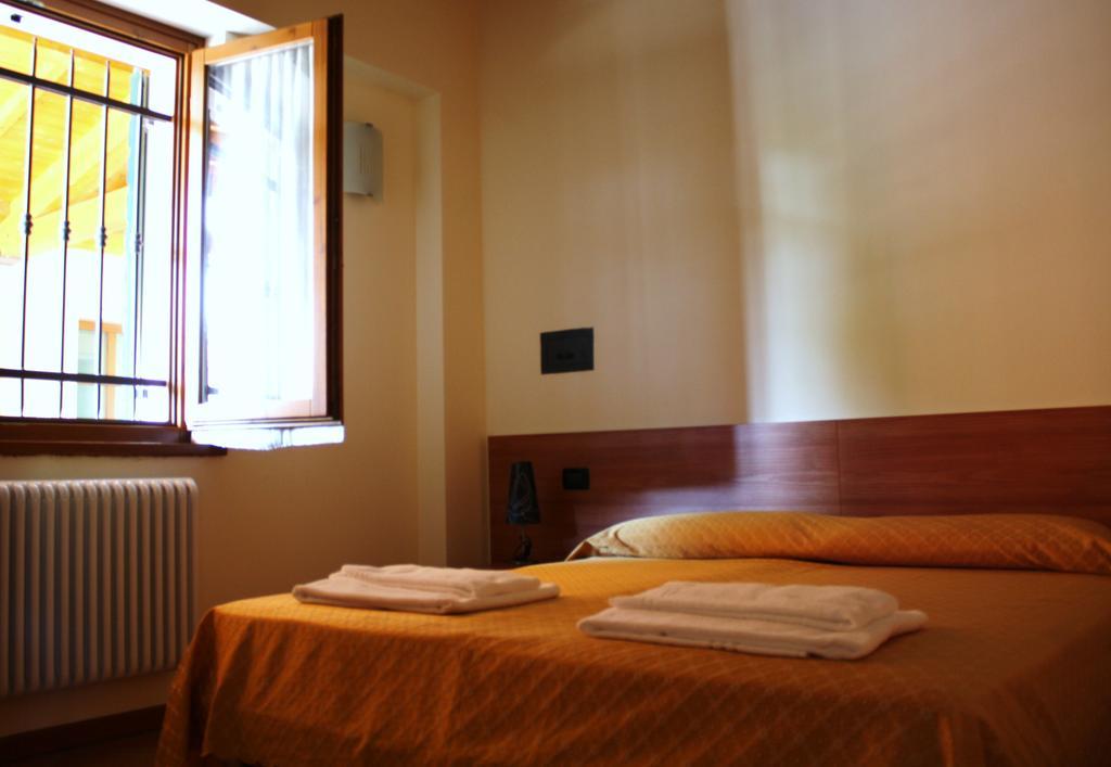 Bed&Wine Hotel Negrar Cameră foto