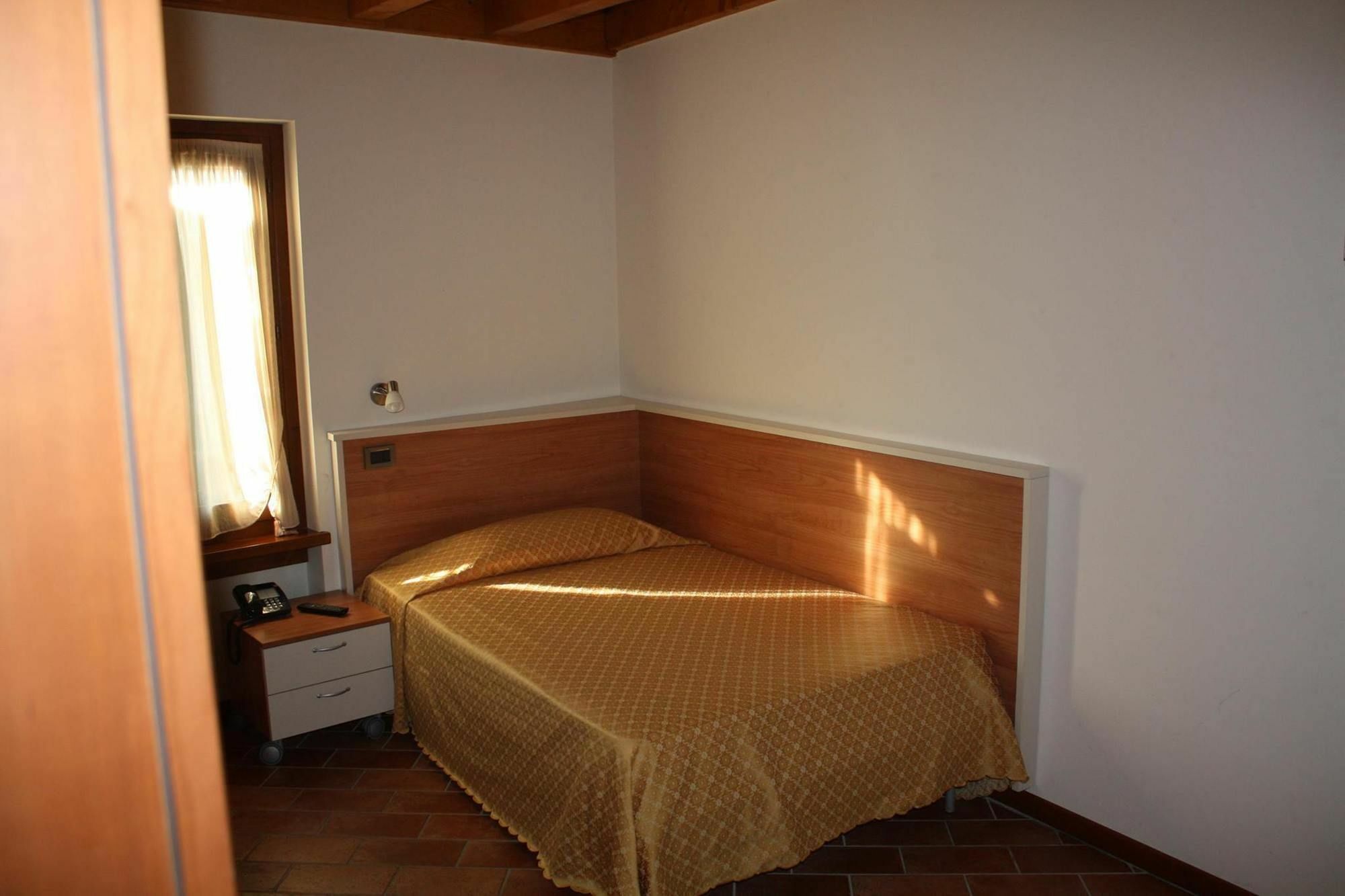 Bed&Wine Hotel Negrar Exterior foto